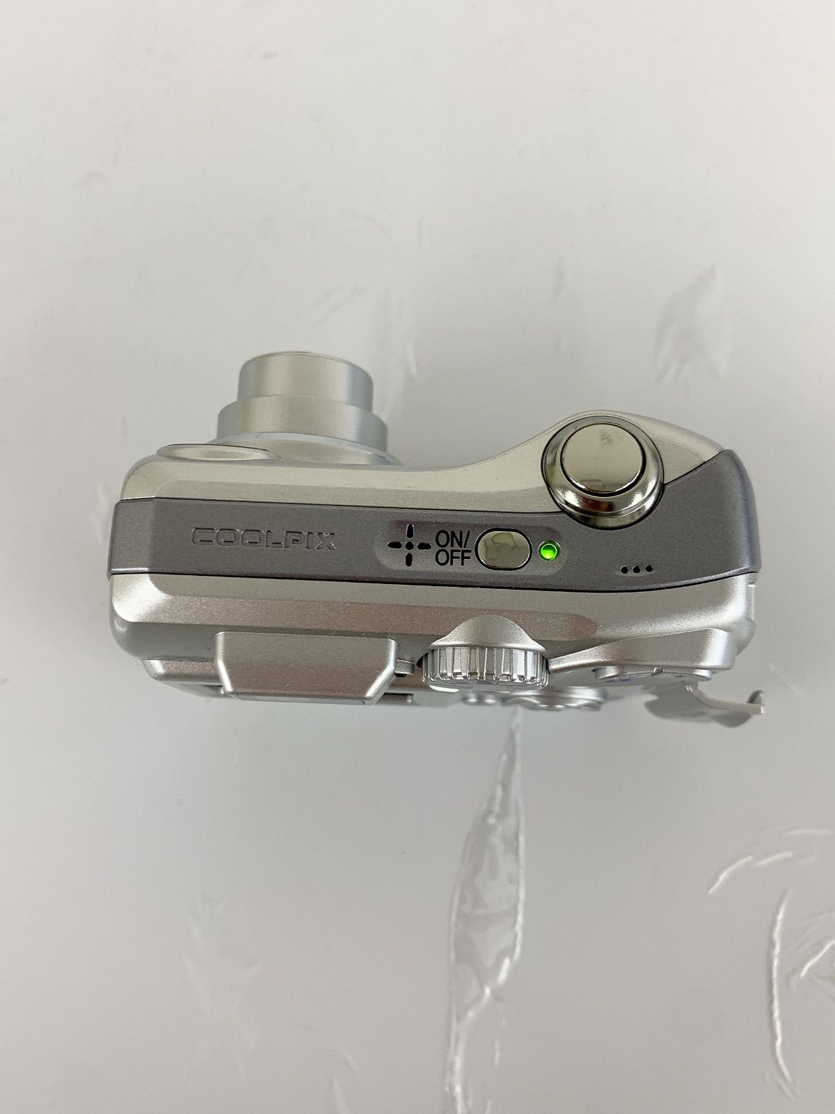 3【通電動作確認済み】Nikon coolpix 4100 コンパクトカメラ 単三電池