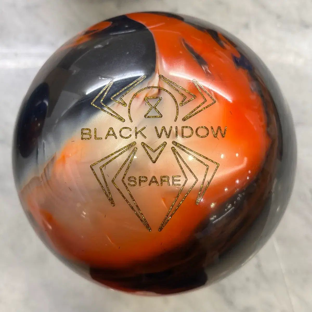 black widow ブラックウィドウ スペア ボーリング 14 パウンド 下