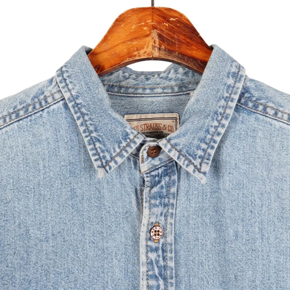 VETEMENTS x Levi's ● ボックスデニムシャツ　バレンシアガ VETEMENTS x Levi's ○ ボックスデニムシャツ バレンシアガ 新品未使用