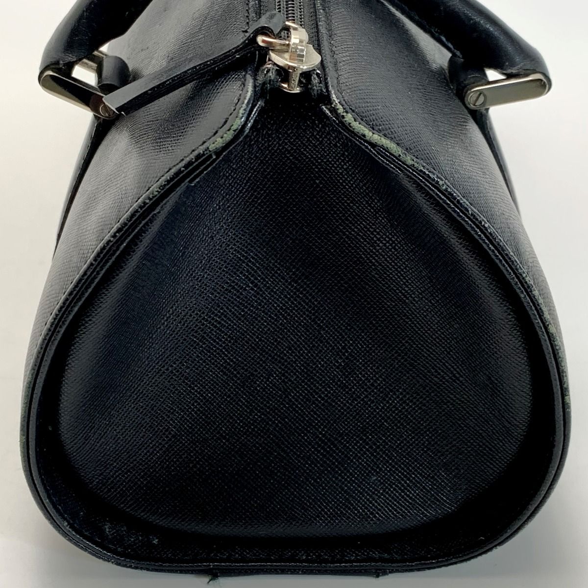 美品　BURBERRY レザー ミニボストンバッグ ブラック シルバー金具 極美品】BURBERRY レザー ミニボストンバッグ ブラック シルバー金具