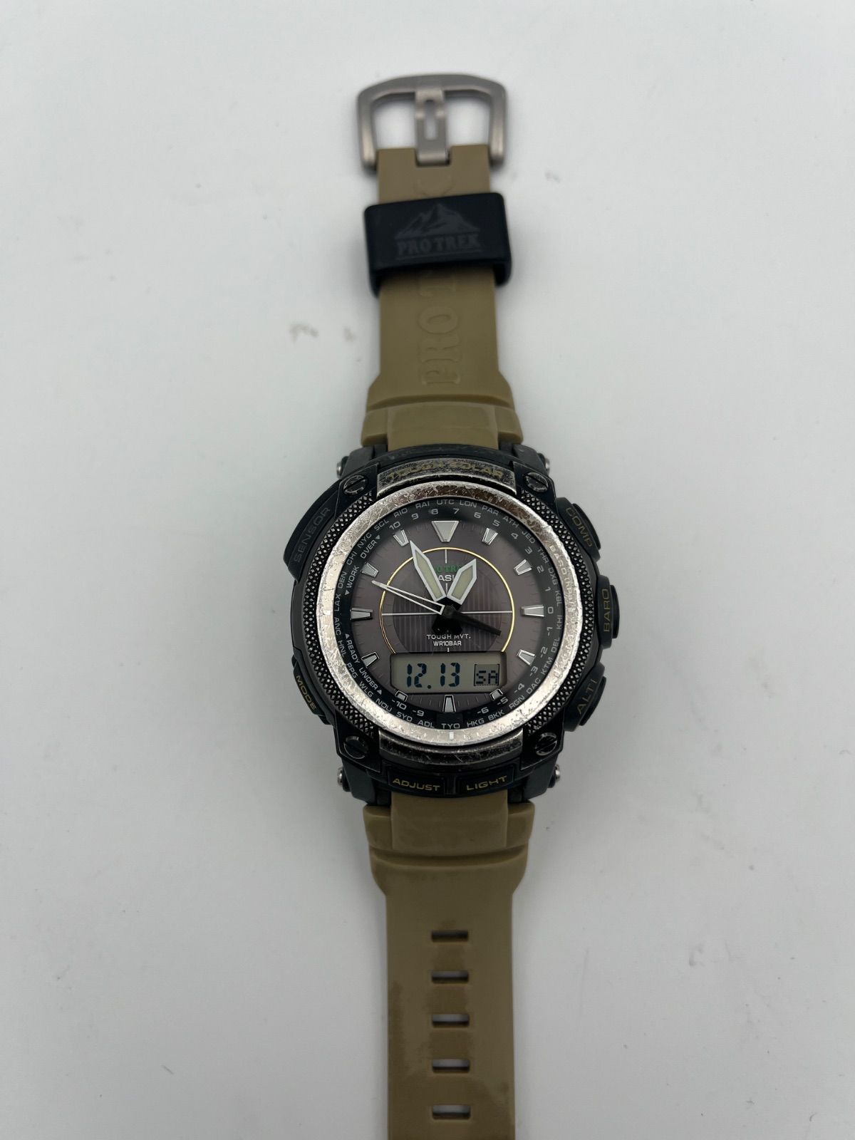 □ CASIO PRO TREK（カシオ プロトレック）タフソーラー 電波時計