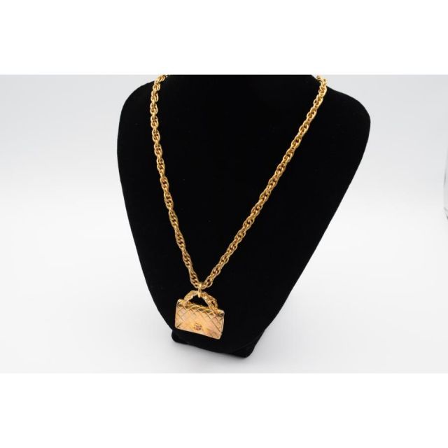 CHANEL シャネル ココマーク マトラッセ ヴィンテージ バッグモチーフ