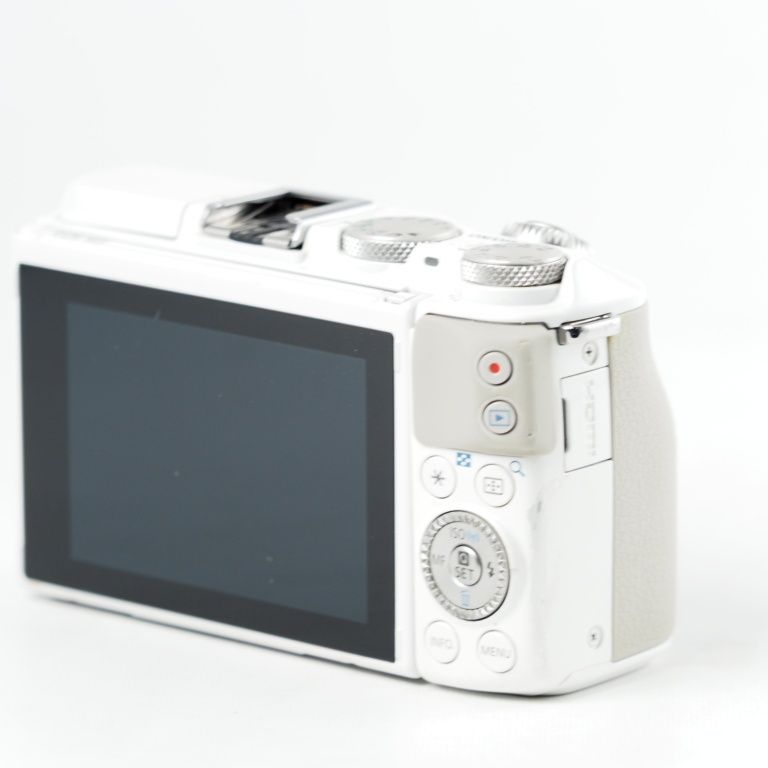  Canon ミラーレス一眼カメラ EOS M 3 ボディ ホワイト EOSM WH BODY 14091 ミラーレス一眼 デジタルカメラ