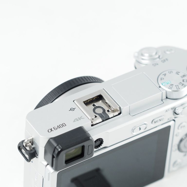  SONY ソニー APS C ミラーレス一眼カメラ α6400 ボディ シルバー ILCE 6400 S 14072 ミラーレス一眼 デジタルカメラ