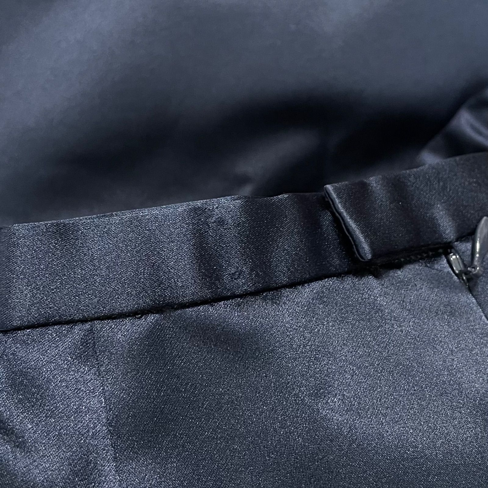 お花デザインの襟が素敵なスカートスーツ セットアップ