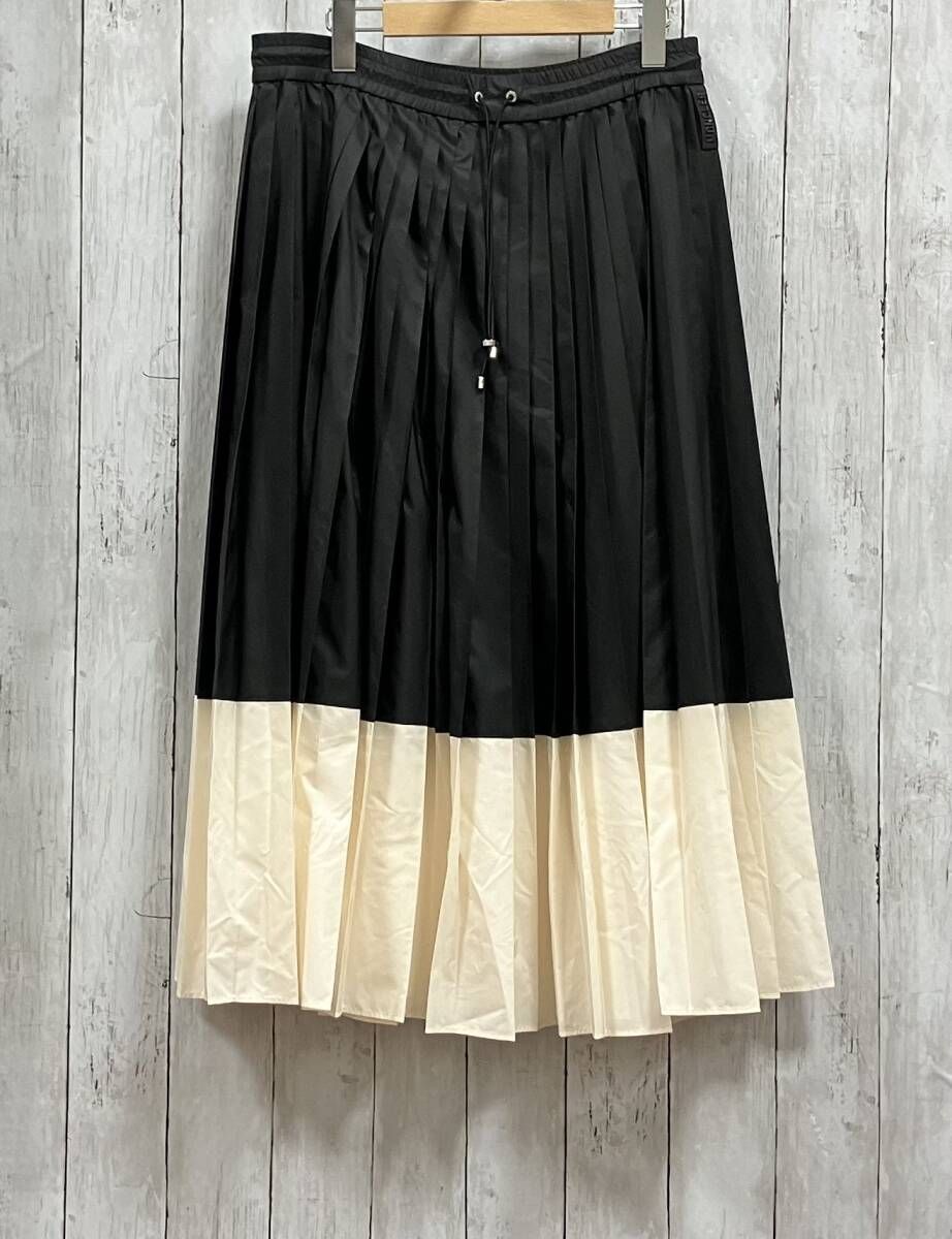 MONCLER|スカート|プリーツ ブラック✕ホワイト モンクレール
