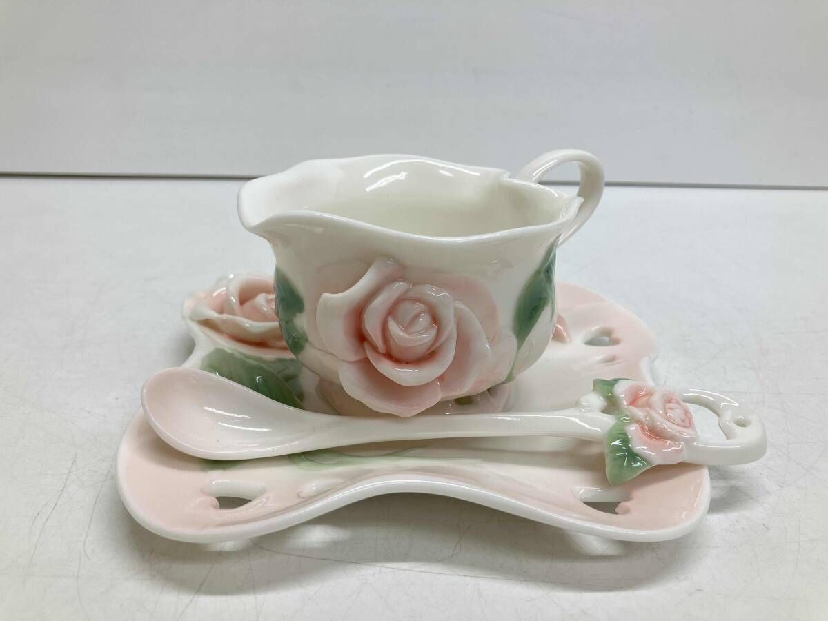 Gallant 四季花語 の装飾 カップ ソーサー スプーン 2客セット 箱あり