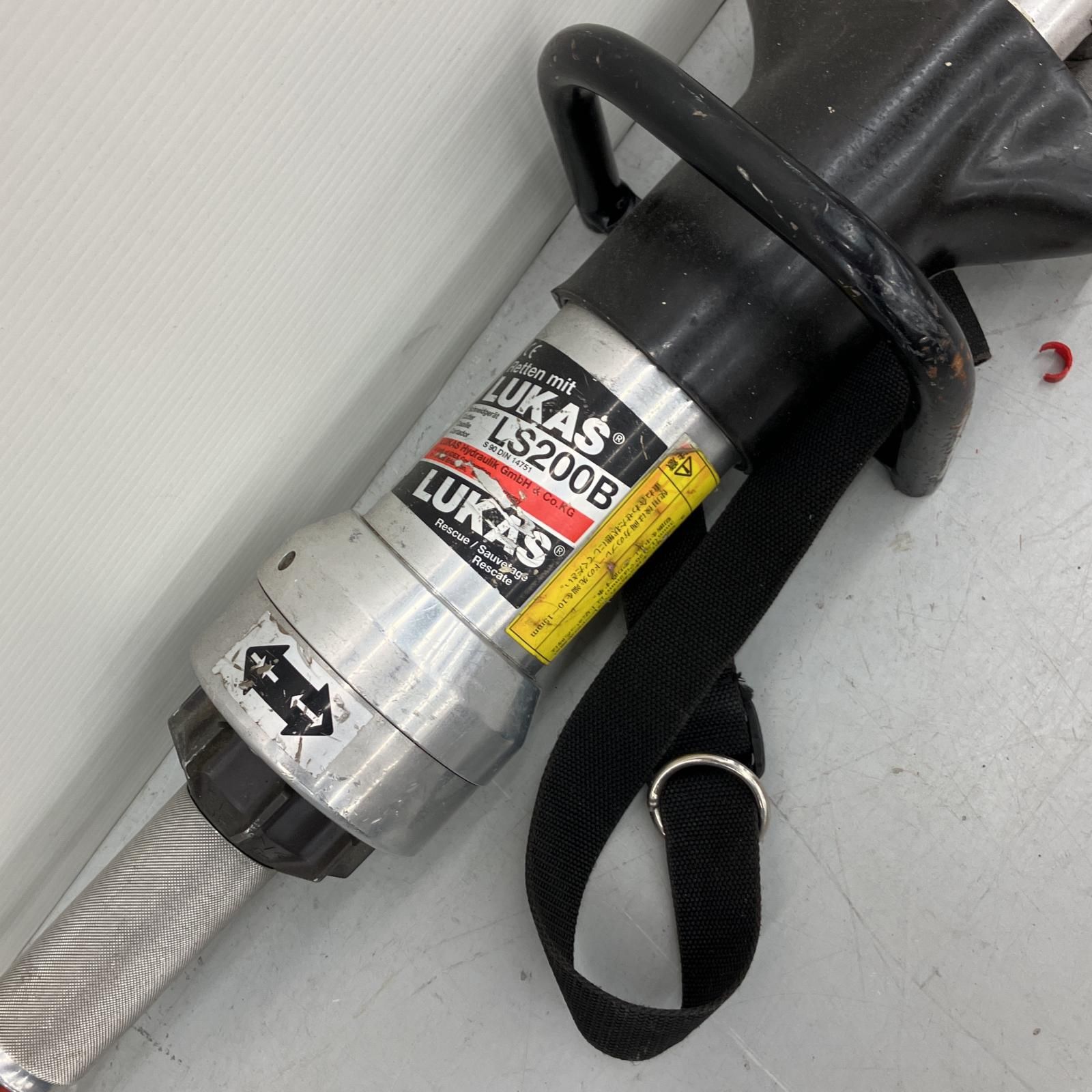 油圧カッター レスキューツール