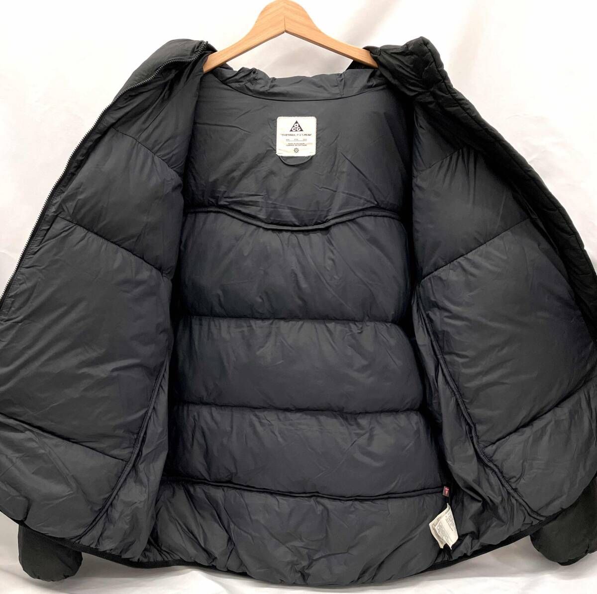 NIKE ACG ブラック ダウンジャケット NIKE ACG ブラック ダウンジャケット - メルカリ