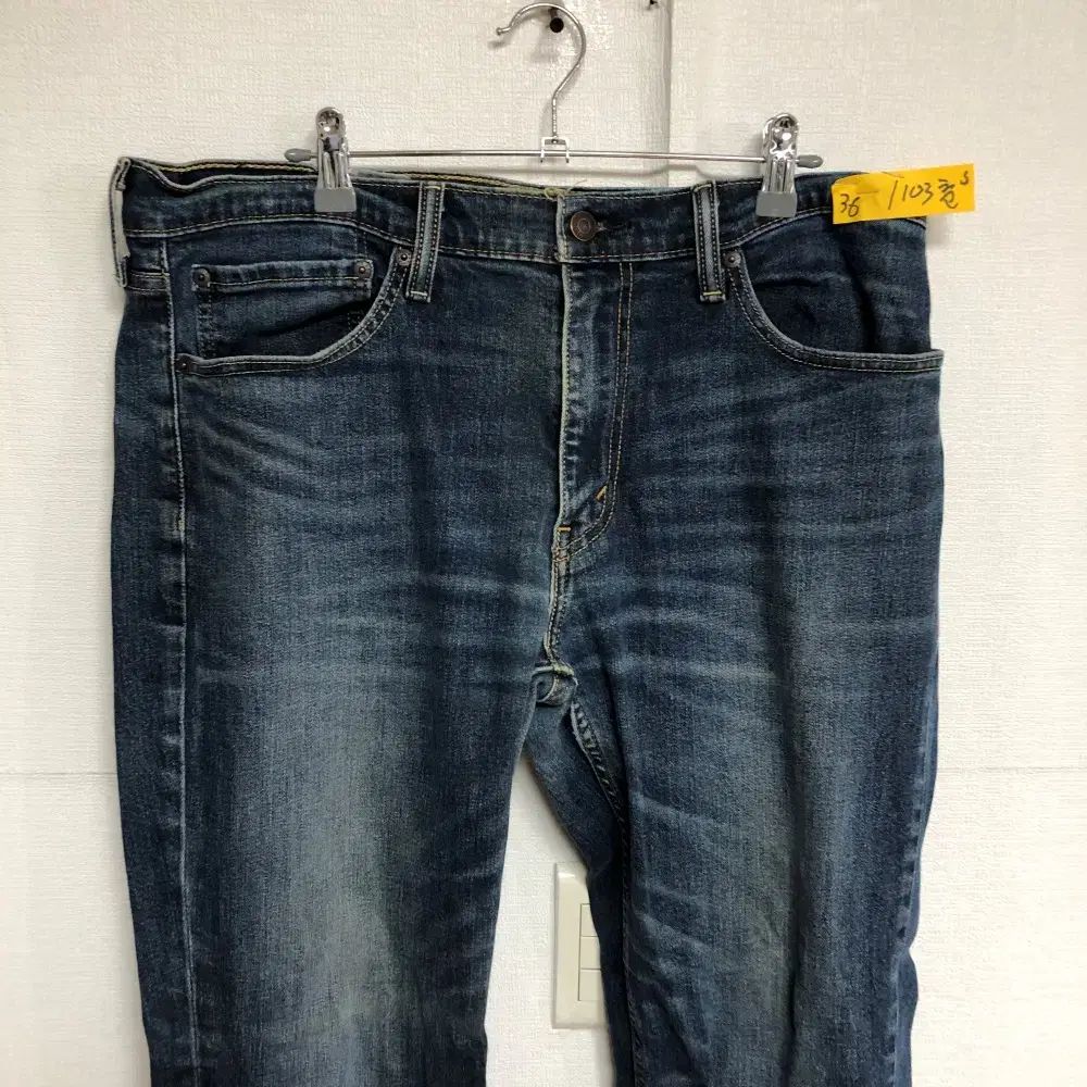 リーバイス メンズ デニム 36インチ@9902 - メルカリ