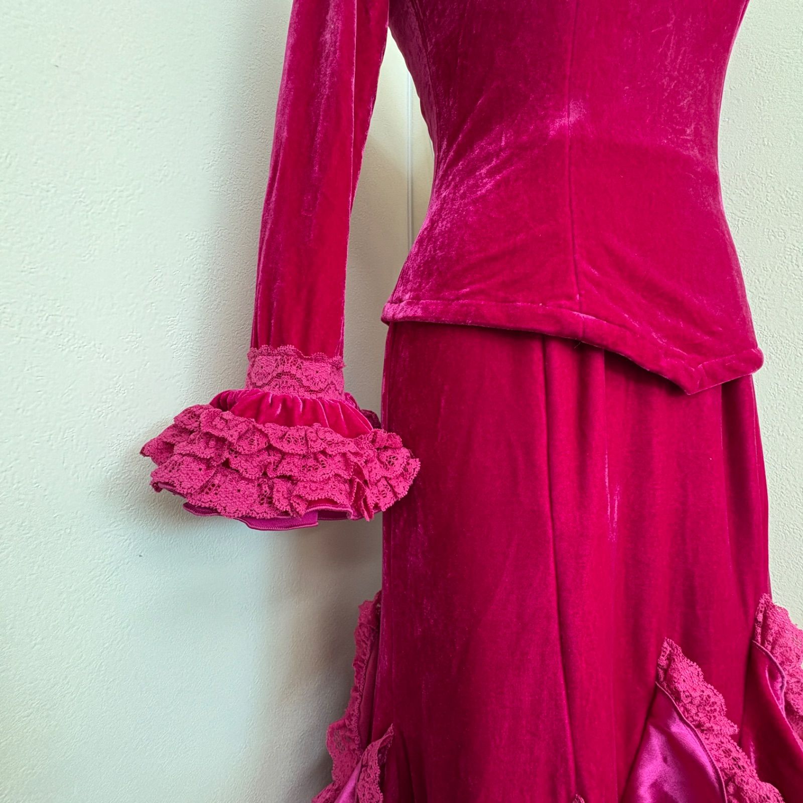 ソニアジョーンズ】フラメンコ衣装 ツーピース ブラウス フリル