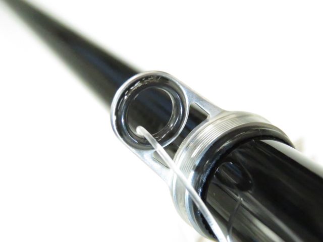 インヴィクタ チヌ