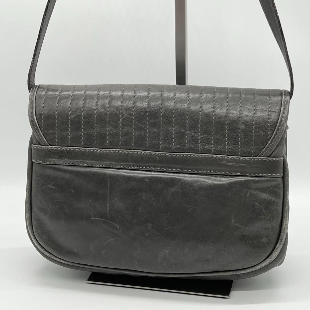 【美品】BALLY 　グレー　レザー　サコッシュ　ショルダーバッグ　ストライプ BALLY バリー ショルダーバッグ 斜め掛け サコッシュ ストライプ