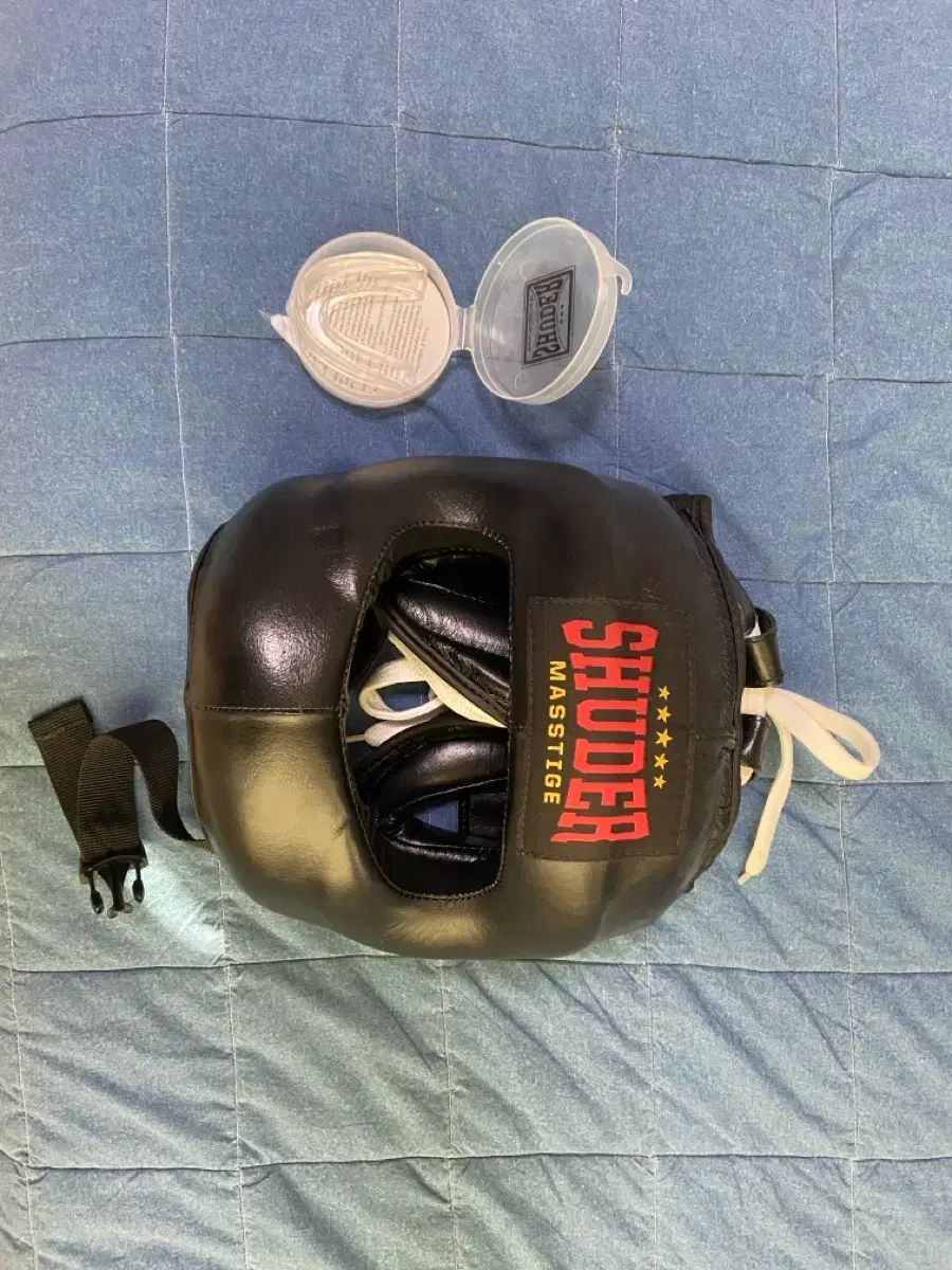 エスティローダー 限定品 練り香水 ブラックシルクハット 公式