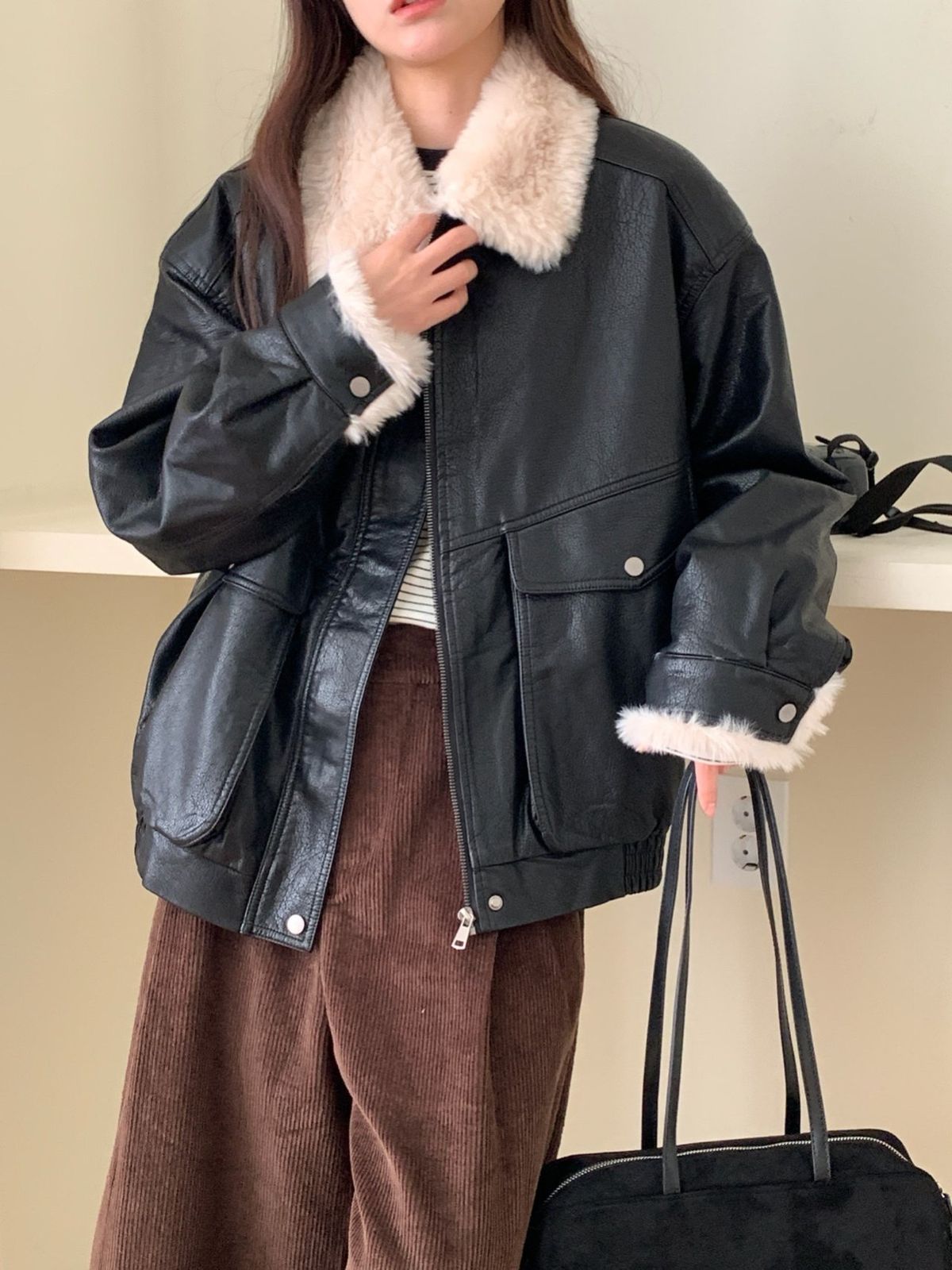 LIGHT LEAK POLARIZING 28mm F/11 レンズ