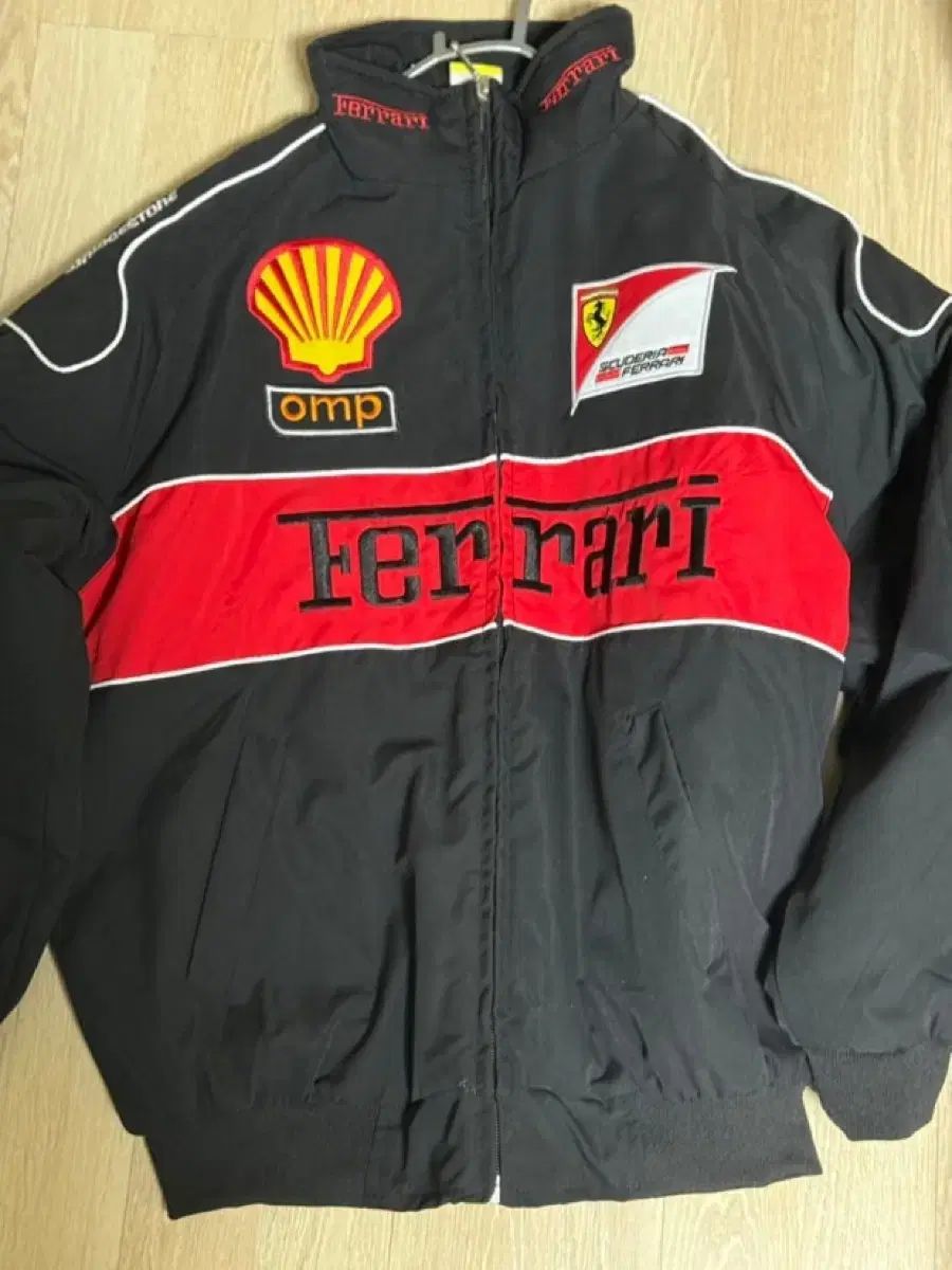 F1 Ferrari(フェラーリ) ブラック レーシン ジャケット - メルカリ