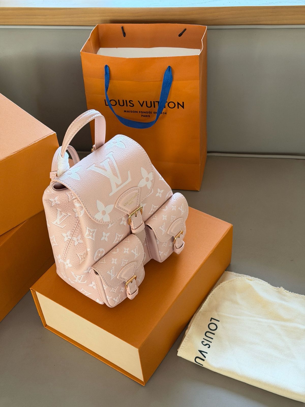 LOUIS VUITTON ルイヴィトン ﾊﾞｯｸｱｯﾌﾟ バッグ リュックサック デイパック