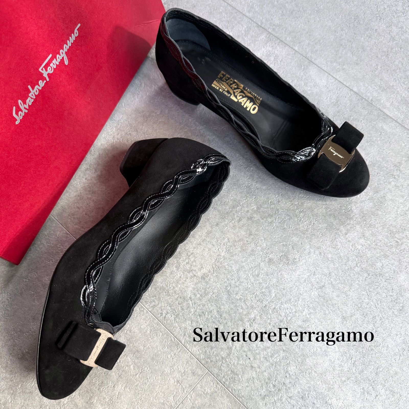 極美品 SalvatoreFerragamo サルヴァトーレフェラガモ VARA V パンプス