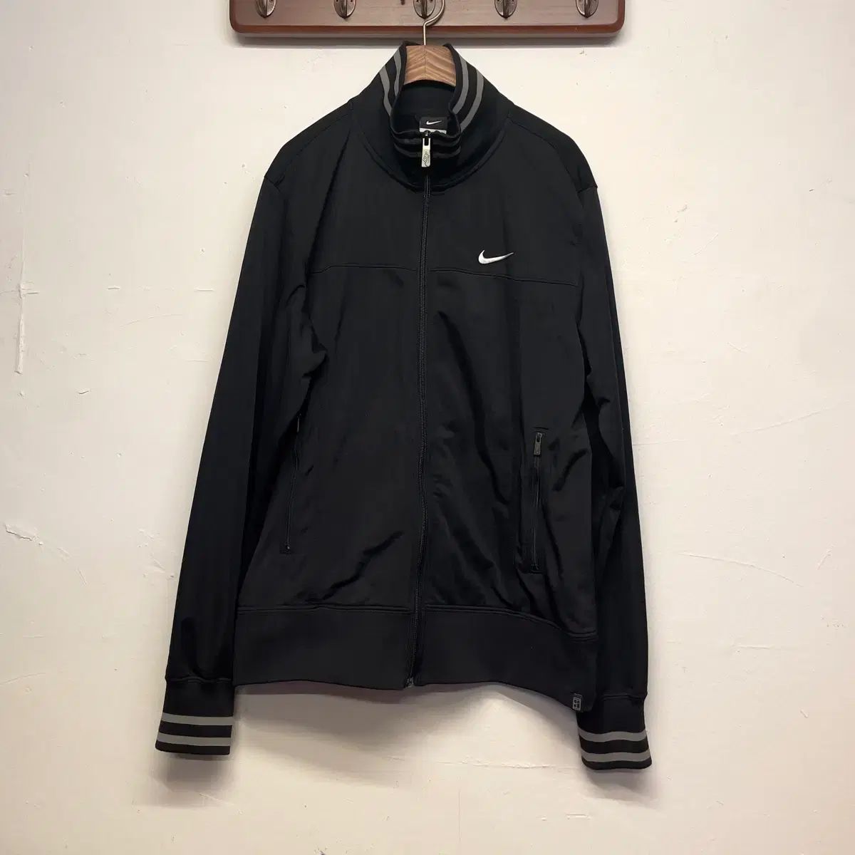 ナイキ テニス ブラック ジャージ ジャケット