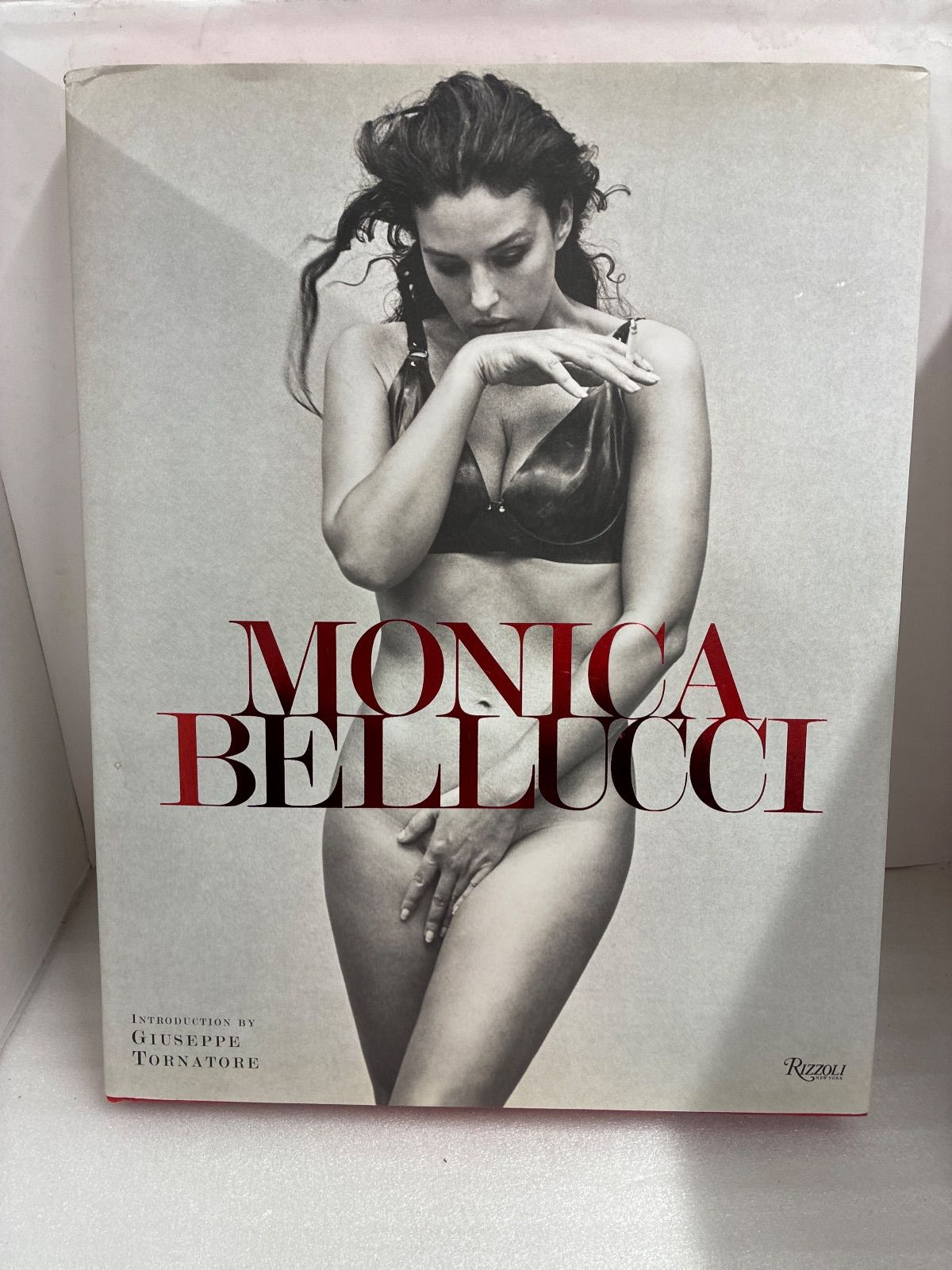 MONICA BELLUCCI モニカ ベルッチ