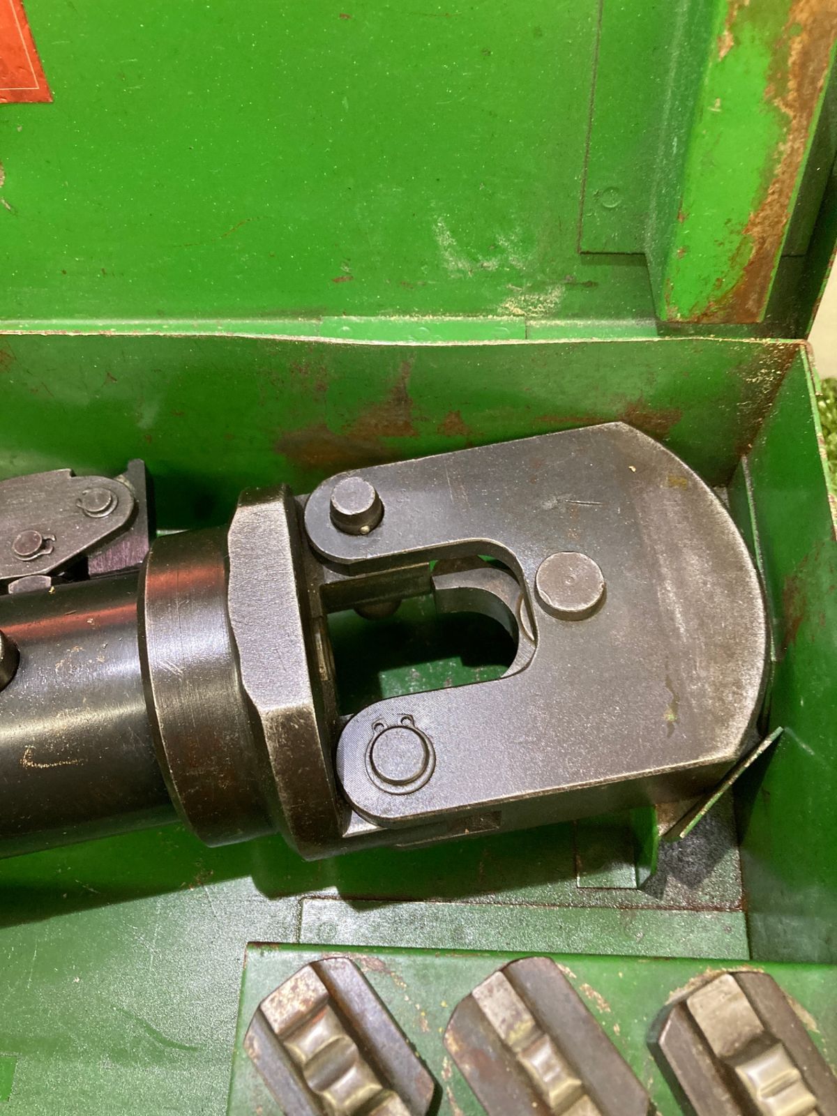  品 0921 FBK 圧着端子用 手動油圧式工具 P-150 空調工具 特殊工具