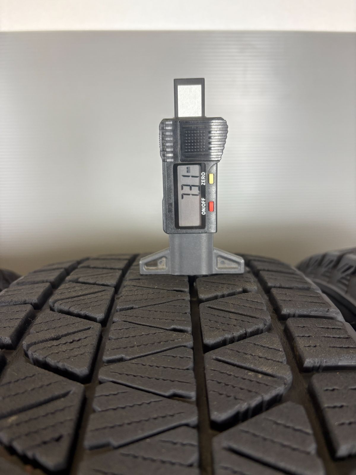 スタッドレス TA