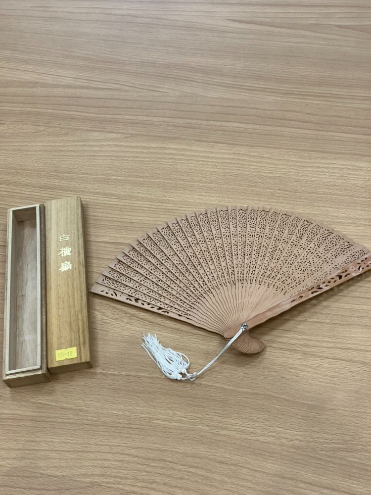 SK/白檀扇 桐箱入り - メルカリ