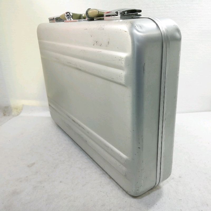 中古】ゼロハリバートン アタッシュケース アルミ☆使用感大 - メルカリ