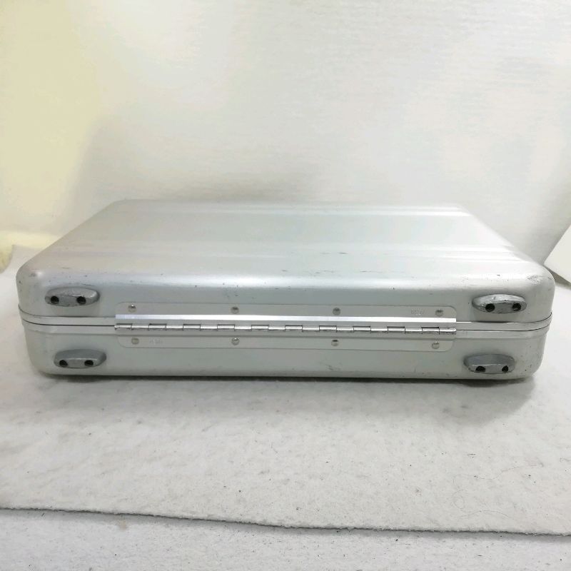 中古】ゼロハリバートン アタッシュケース アルミ☆使用感大 - メルカリ