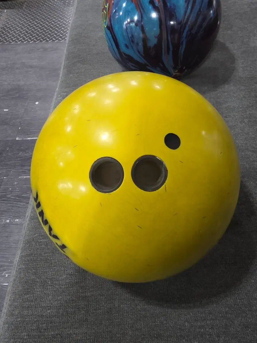 13 パウンド ウールTシャツ イェロータンク 1 회 LEEリース