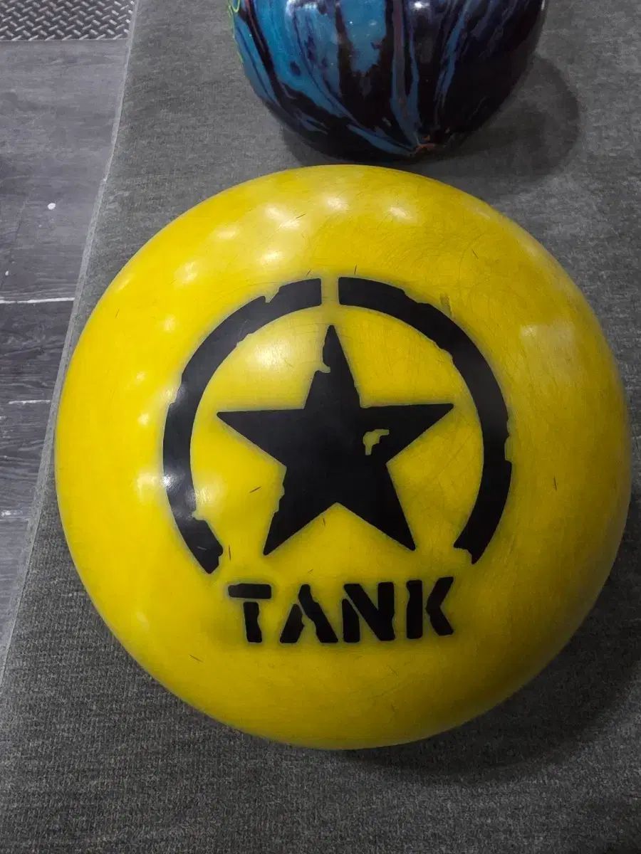 13 パウンド ウールTシャツ イェロータンク 1 회 おまけ付きLEEリース