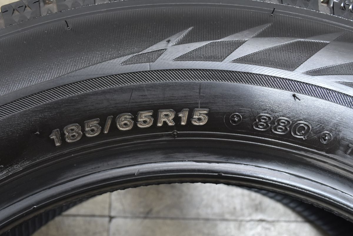  バリ溝 ブリヂストンVRX 2 ブリザック185 65 R 15 4本 カローラフィールダー アクア フィット ノート デミオ フォルクスワーゲン ポロ 15インチ スタッドレス