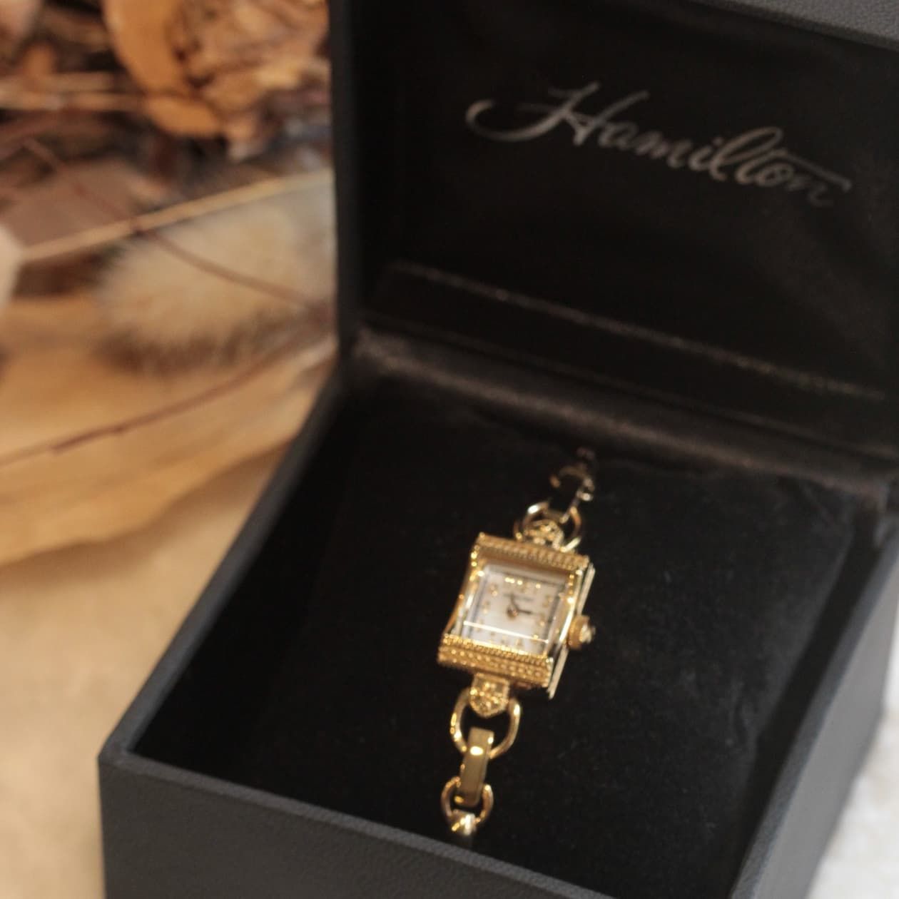 | ハミルトン 280.002 H 31.231.113 アメリカン クラシック マザーオブパール ヴィンテージレディース hamilton-417