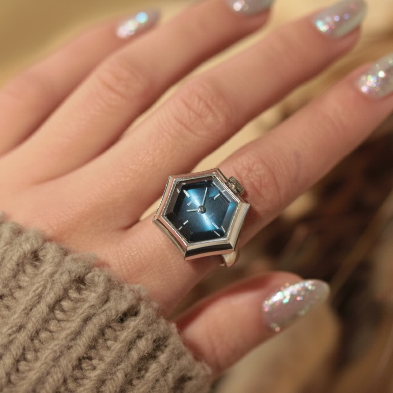 SEIKO | セイコー 1970年代 手巻き式 リングウォッチ ヘキサゴンケース リングボックス付 seiko-604-06