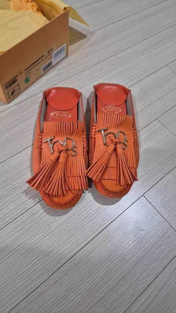 TOD S トッズ タッセル ミュール 36 5