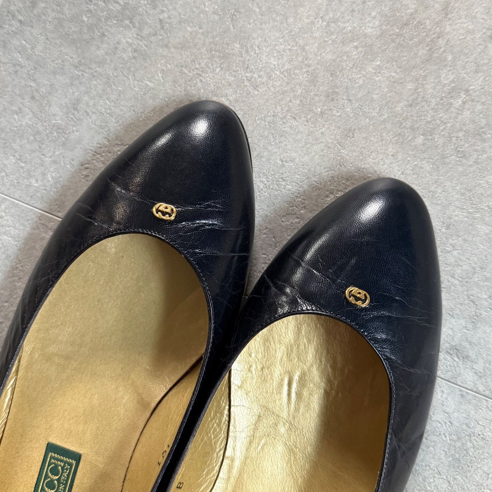  GUCCI フラットシューズパンプス GGロゴ金具 レザー ネイビー ゴールド金具 37 1 2 レディースパンプス グッチ フラットシューズ バレエシューズ パンプス