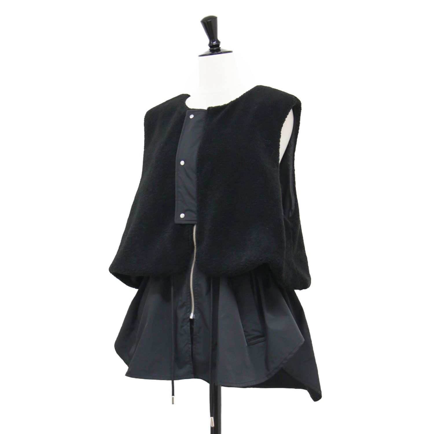 Dignite collier ディニテコリエ ベスト ブラック 黒 サイズ:FREE | 25秋冬 ボア 切替 ジレ / ベスト | ノースリーブ ノーカラー フレア ドローストリング Aライン | トップス レイヤード 【レディース】【中古】【K4662】 Dignite collier ディニテコリエ ベスト ブラック 黒 サイズ:FREE | 25