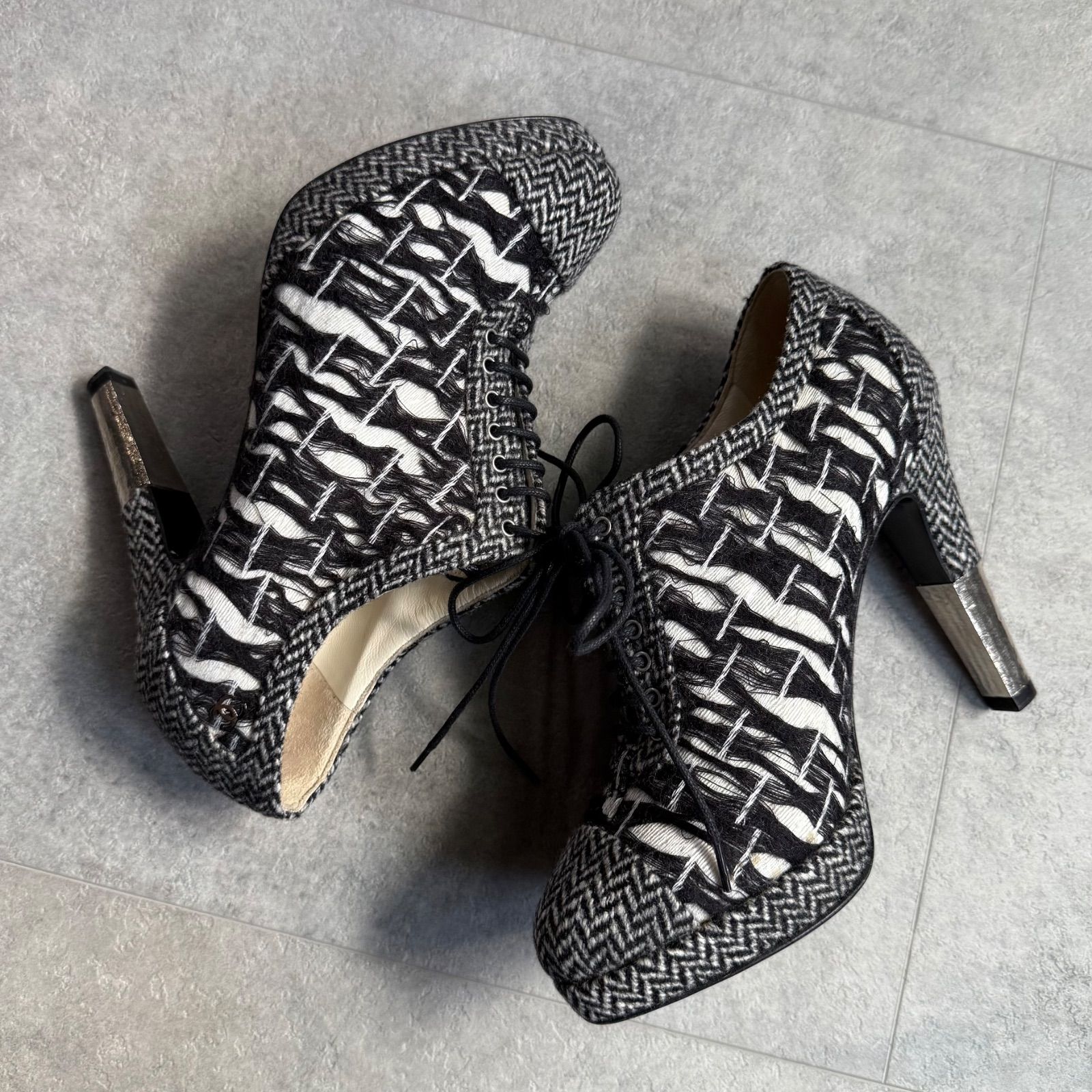 希少 美品 CHANEL シャネル ココマーク ショートブーティ ブラック