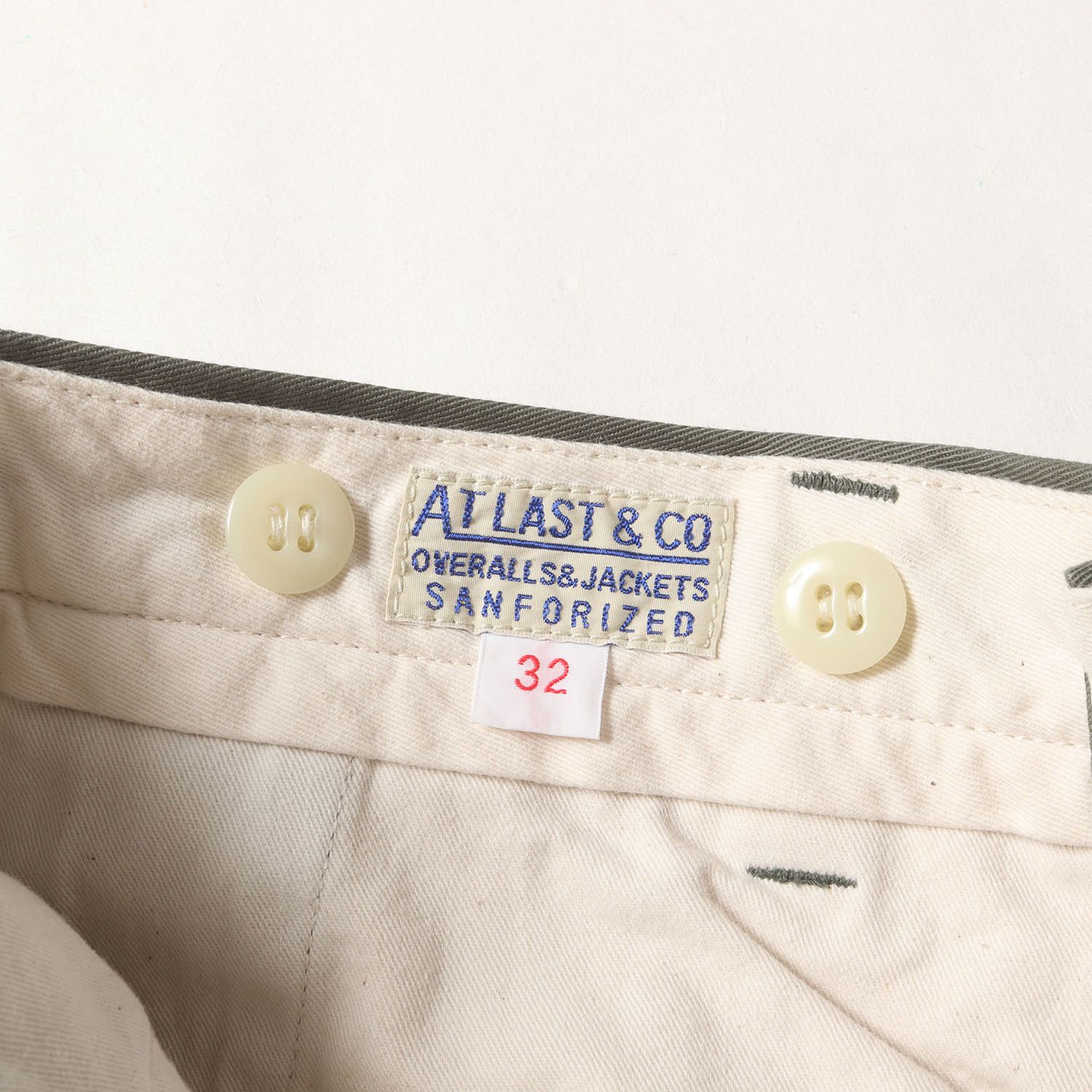 At LAST&CO アットラスト パンツ オリーブ サイズ:32 | コットンツイル