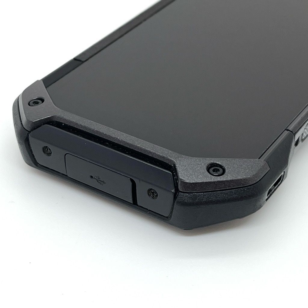 液晶美品】TORQUE 5G KYG01 au SIMロック解除済み 128GB／6GB ブラック