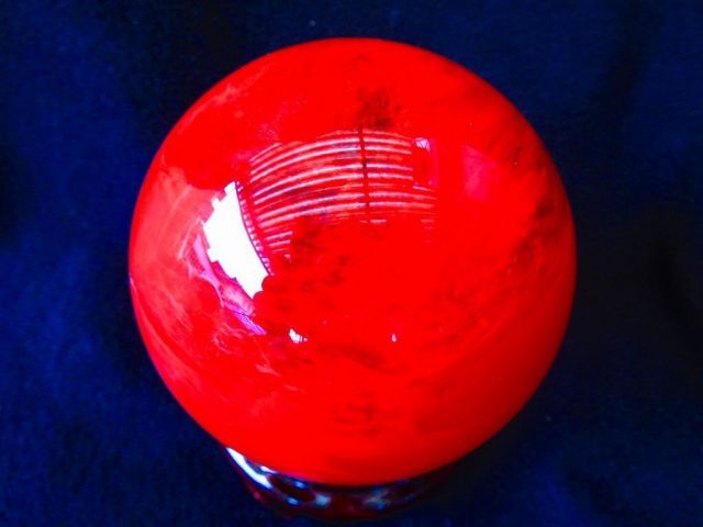 絶品 超 Ｋ9赤水晶丸玉 超巨大27 1 kｇ 310ｍｍ台座付〇tｋ2673