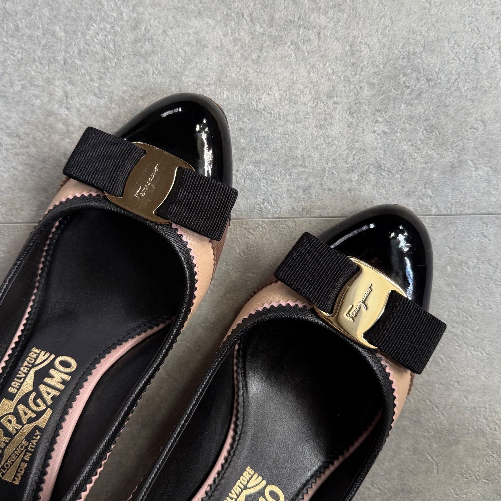 ブラウン ブラック