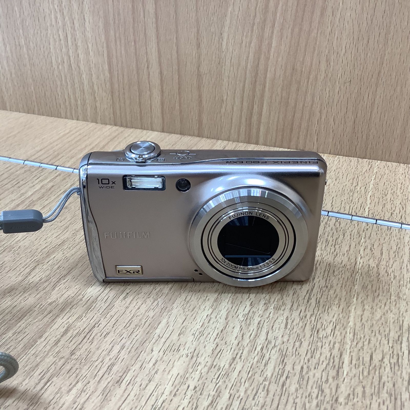 D1832 FUJIFILM Fine Pix F80EXR コンパクトデジタルカメラ