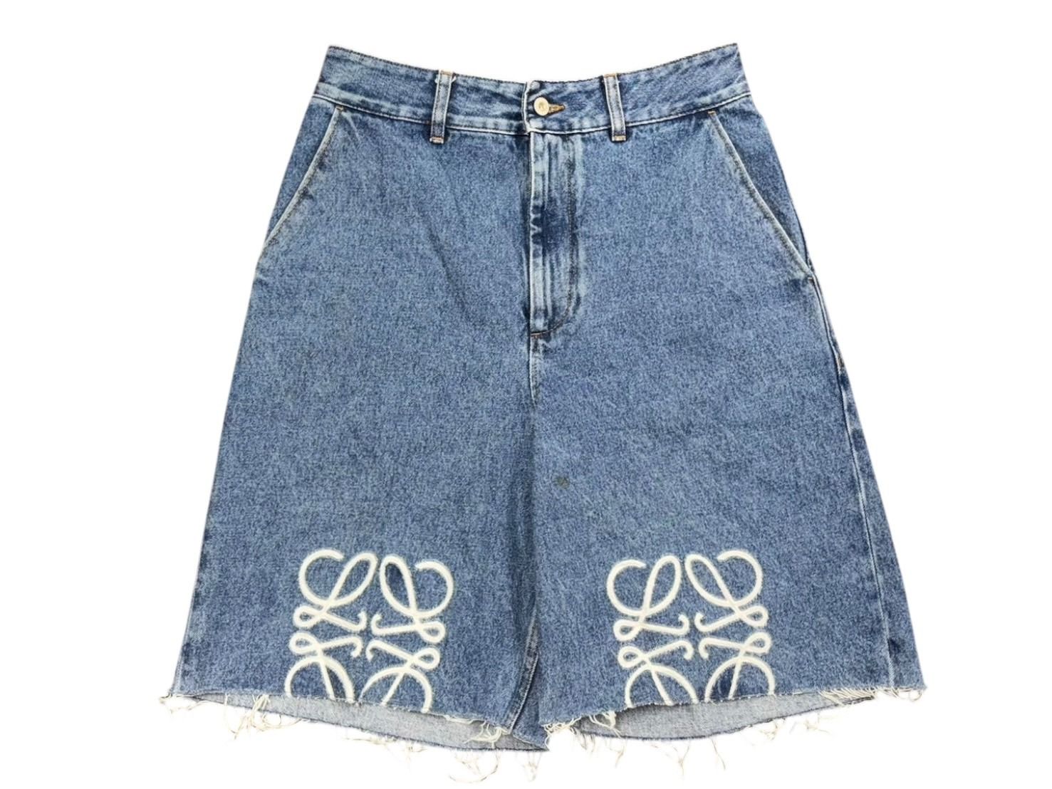 LOEWE ロエベ アナグラム ロゴ レザーパッチ ショートパンツ