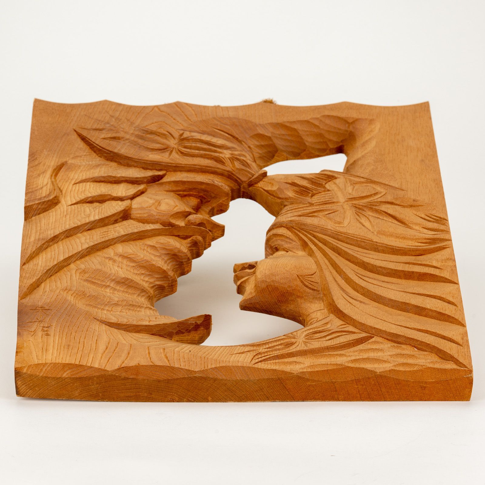 木製壁掛けレリーフ 日本 アイヌ - メルカリ