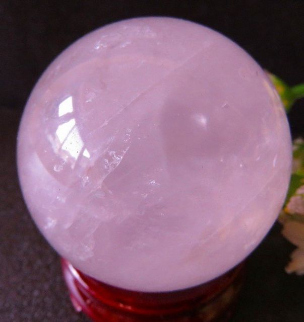 超濃い☆限定品☆天然石スターローズクォーツ丸玉台付き☆超巨大265g