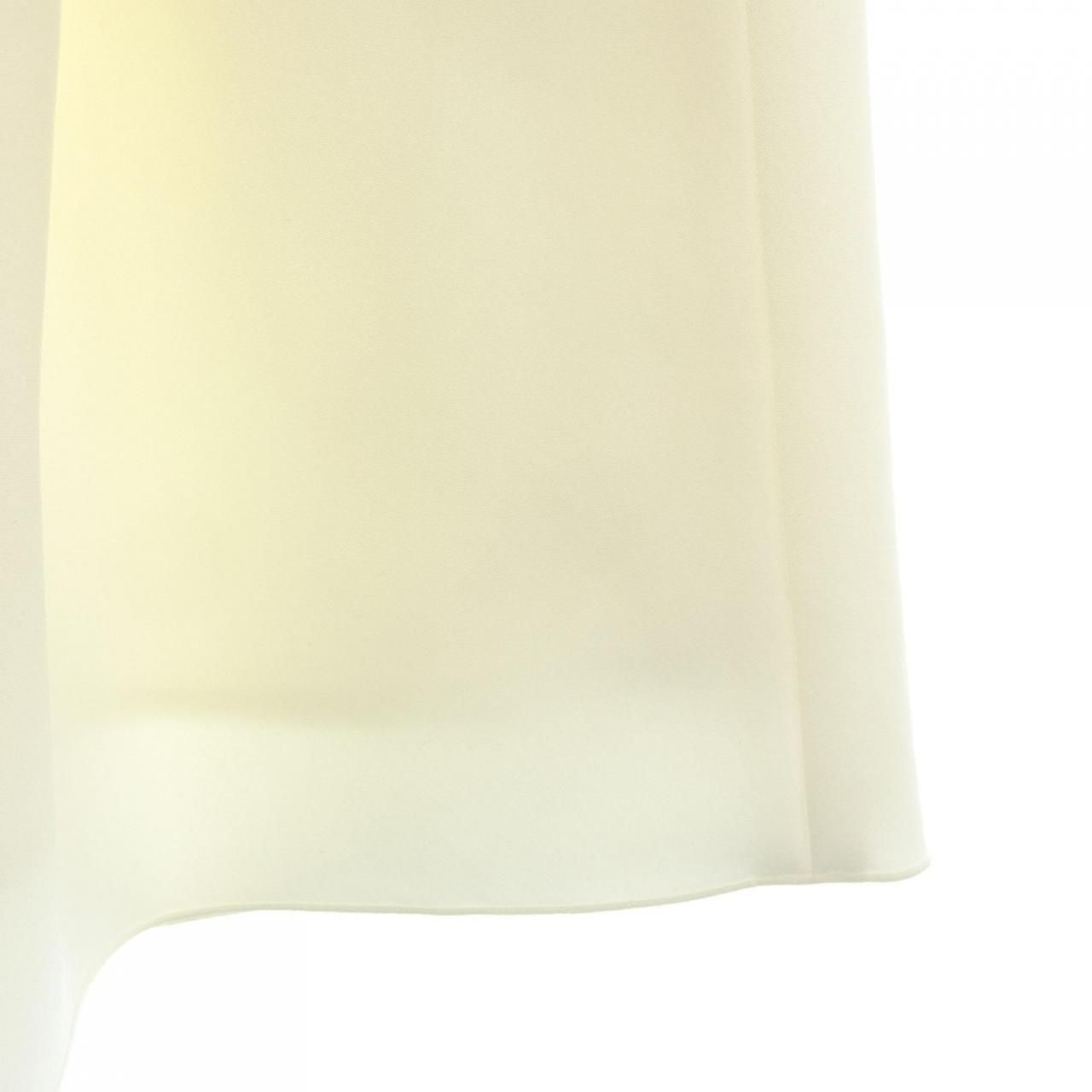 未使用タグ付☆フォクシー　FOXEY  38326 　ホワイト　バロン　スカート フォクシーニューヨーク FOXEY NEW YORK 38326 スカート - メルカリ