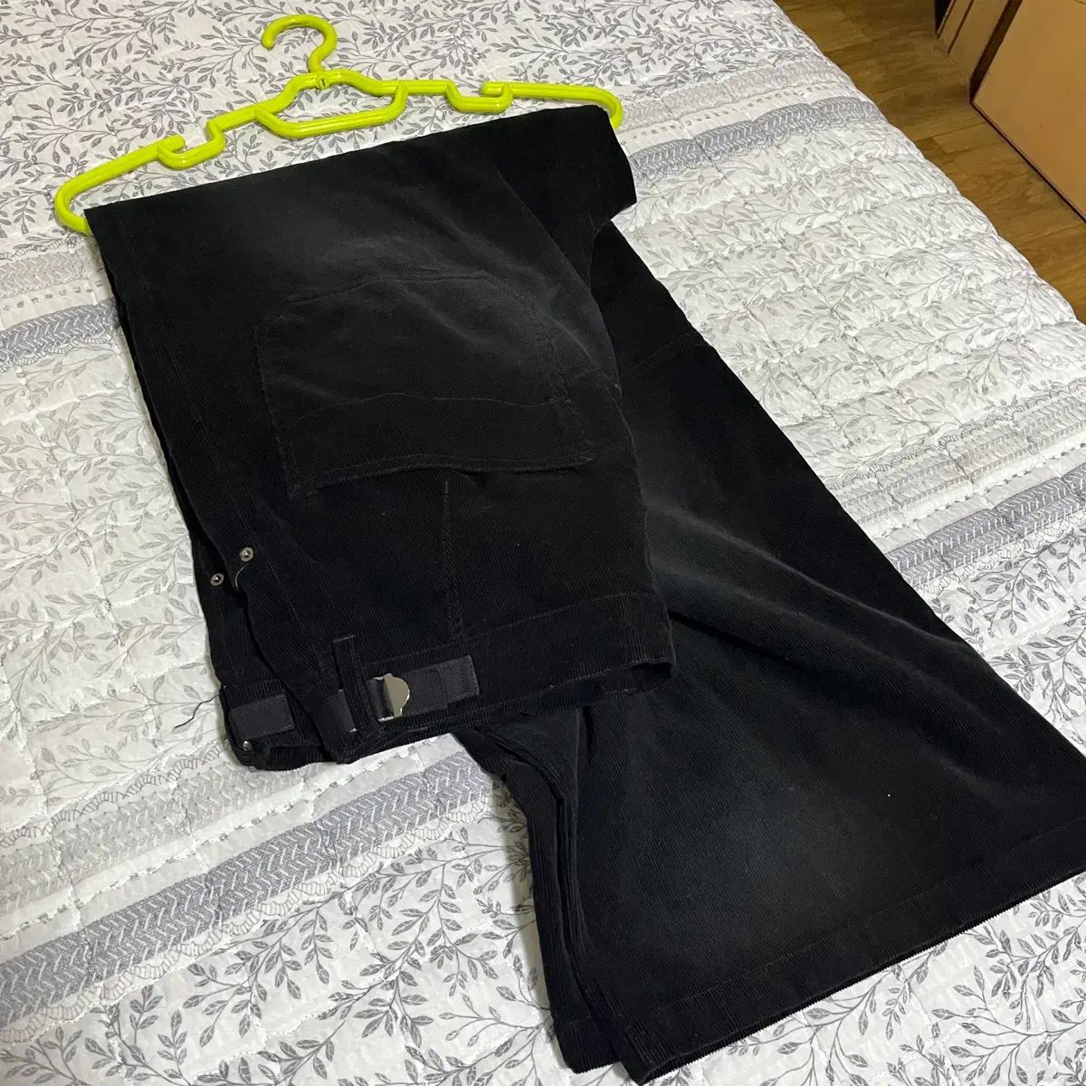 4 25 SS ポリテル ワンタック ゴーシマ パンツ Faded Black