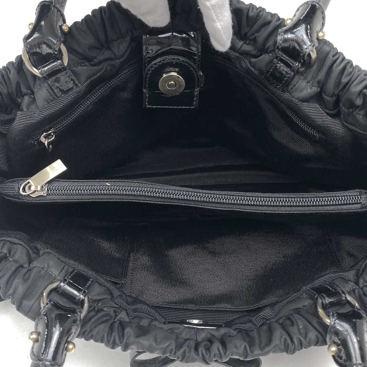 【在庫一掃】 サルヴァトーレフェラガモ Salvatore Ferragamo ヴァラリボン ハンドバッグ ナイロン ブラック C784 レディース 【】