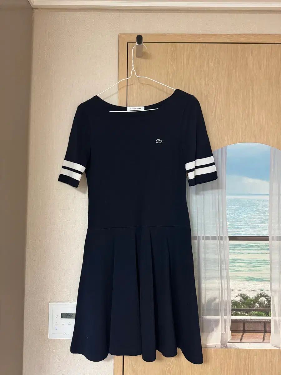 LACOSTE ラコステ ネイビー フ ONE PIECE